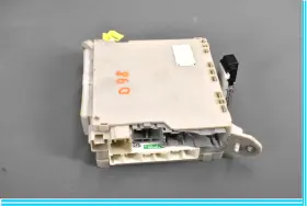 8273050150 LEXUS Front Left Driver Lower Fuse Junction Box