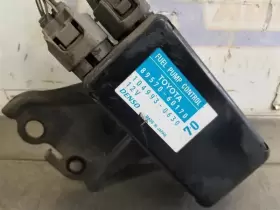 8957060170 LEXUS Fuel Pump Control Module GX460 #3