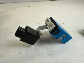 3211-229-320 MAZDA Flasher Relay MX-5 F151 Miata