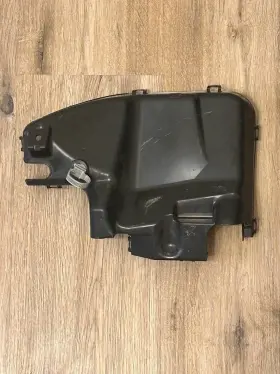 BHR1-66767 MAZDA Hatchback Fuse Box