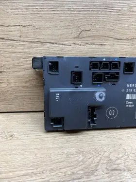 2198200726 MERCEDES Door Control Module Front Right W219 #3
