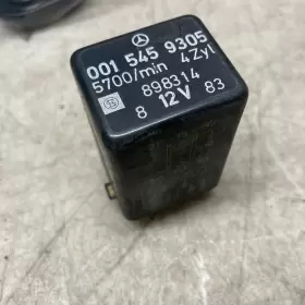 001-545-9305 MERCEDES Relay Fuel Pump W201