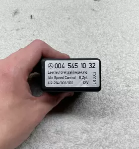 0045451032 MERCEDES Idle Control Unit Module W126 420SEL