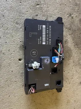 2198201926 MERCEDES BENZ Front Left Driver Door Control W219