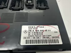 A164-440-36-01 MERCEDES Rear Signal Module R320 R350 ML350 #3