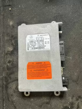 A221-870-08-26 MERCEDES Motorola Voice Control Module S55 Amg