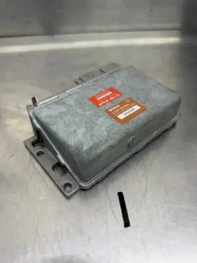 MB686562 MITSUBISHI Stealth Abs Control Module 3000GT Fwd