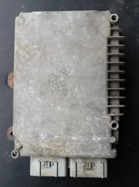 04727423AF MOPAR Ecm Engine Cracked Plug A4 Caravan