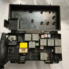 56049721AQ MOPAR Tipm Fusebox Fuse Box Control Module Bcm