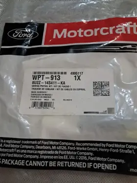 8U2Z-14S411-KA MOTORCRAFT Connector