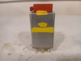 1265404745 MERCEDES Voltage Relay R107 W123 W124 W126 W201