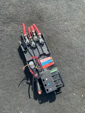 1394841-1 MERCEDES Rear Trunk Control Fuse E320 E350 E500