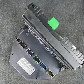 A2049004501 MERCEDES Front Fuse Relay Box Module C250 C300