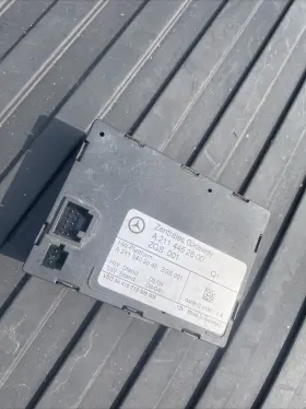 A2114452600 MERCEDES Central Gateway Control Module E350 E500