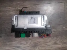 A2305451132 MERCEDES Front Right Fuse Box Control Module