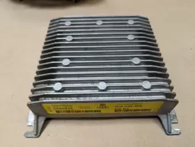 5C6-035-456C PANASONIC Radio Amplifier Gli Volkswagen Passat