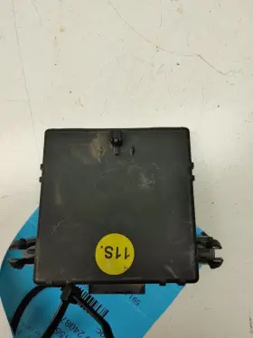 7L5.907.530 PORSCHE Gateway Control Module Cayenne #2
