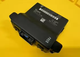 7L5907530A PORSCHE Porche Gateway Control Module Unit Cayenne