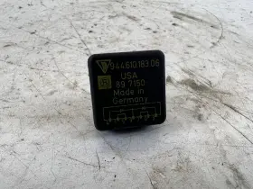 944.610.183.06 PORSCHE Fog Light Relay S2