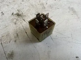 944.615.115.00 PORSCHE Ac Relay S2 #2