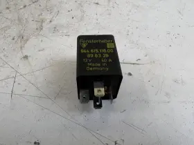 944.615.116.00 PORSCHE Power Window Motor Relay S2