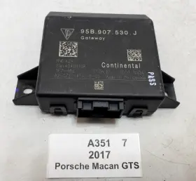 95B907530 PORSCHE Macan Gateway Control Module Gts