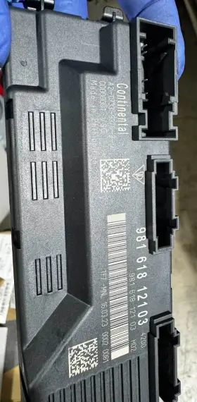 981-618-121-03 PORSCHE Control Module