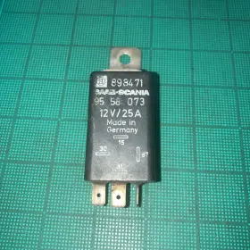 9558073 SAAB Cooling Fan Delay Control Relay 900