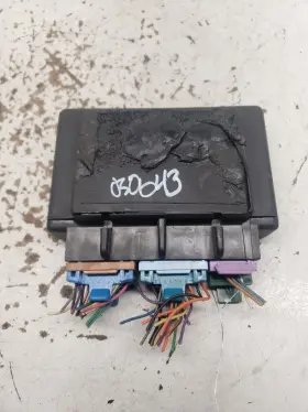 09388179 SATURN Chassis Ecm Body Control Bcm Left Dash