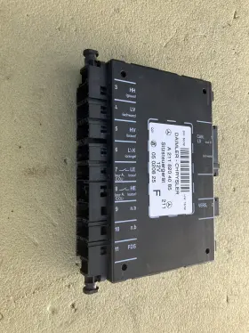 A2118204085 SEAT Front Left Control Module E320 Mercedes