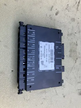 A2118204185 SEAT Front Control Module W211 E320 E500 Mercedes