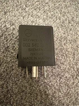 0025422219 SIEMENS Benz Relay Electric Seat Adjustment W202