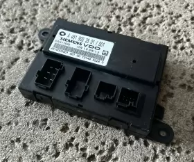 451-900-35-01 SIEMENS Smart Fortwo Door Control Module #2