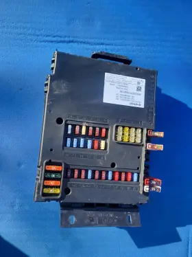 A4519005301-001 SMART Fortwo Fuse Box Passion