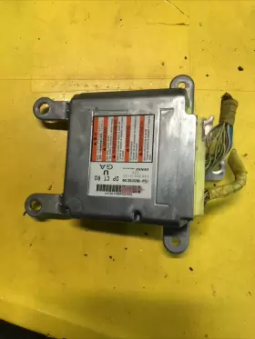 98221SC100 SUBARU Chassis Ecm Console Front Forester #3