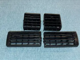 73230-70A00 SUZUKI Samurai Dash Vent Center Corners Set Hvac #2