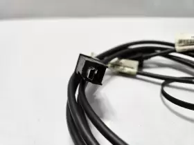 1004815 TESLA Keyless Antenna Amplifier Module Cables #3
