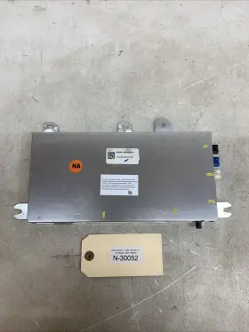 1045451-00-H TESLA Chassis Central Body Controller Module