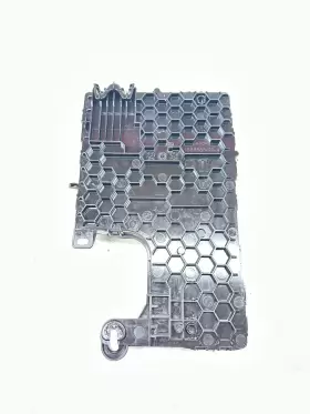 1567454-00-B TESLA Voltage Body Control Module Right