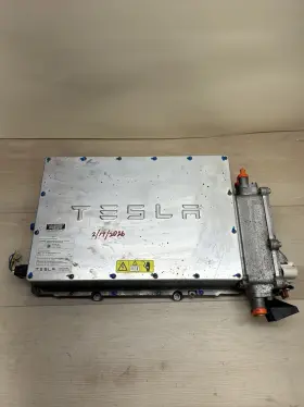 G9090-0R011 TESLA/ TOYOTA Electric Board Charger RAV4