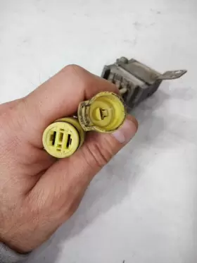 28515-26030 TOYOTA Fuel Injector Resistor Module Efi Celica #3