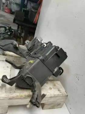 646-10407 TOYOTA Fuse Box Engine Cylinder Camry #2
