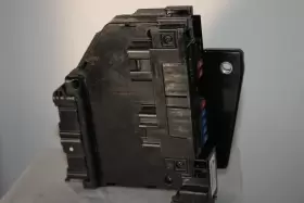 82720-06091 TOYOTA Hybrid Fuse Junction Box Integration Camry #3