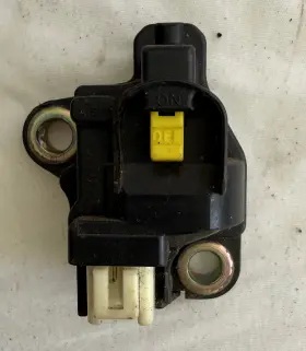 87173-60010 TOYOTA Land Front Impact Sensor LX470 Cruiser