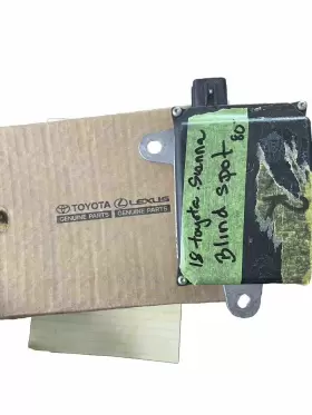 8816208023 TOYOTA Blind Spot Monitor Sienna #2