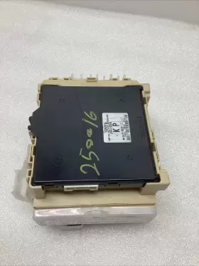 89221-02530 TOYOTA Network Fuse Box Corolla #2