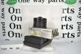 895410C070 TOYOTA Abs Anti Lock Brake Pump Control Sequoia