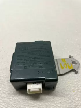 89741-AC040 TOYOTA Door Control Receiver Module Denso Avalon #2