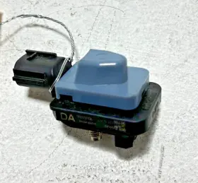 8983A-06011 TOYOTA Front Left Impact Pressure Sensor Camry