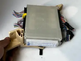 89221-0E420 TOYOTA OEM Body Multiplex Network Control #3